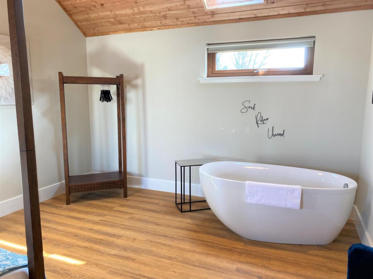Pheasant Lodge With Hot Tub Forgandenny ภายนอก รูปภาพ